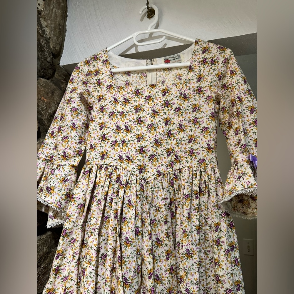 Vintage Handmade Floral Midi Dress with Purple Accents - Picture 4 of 11